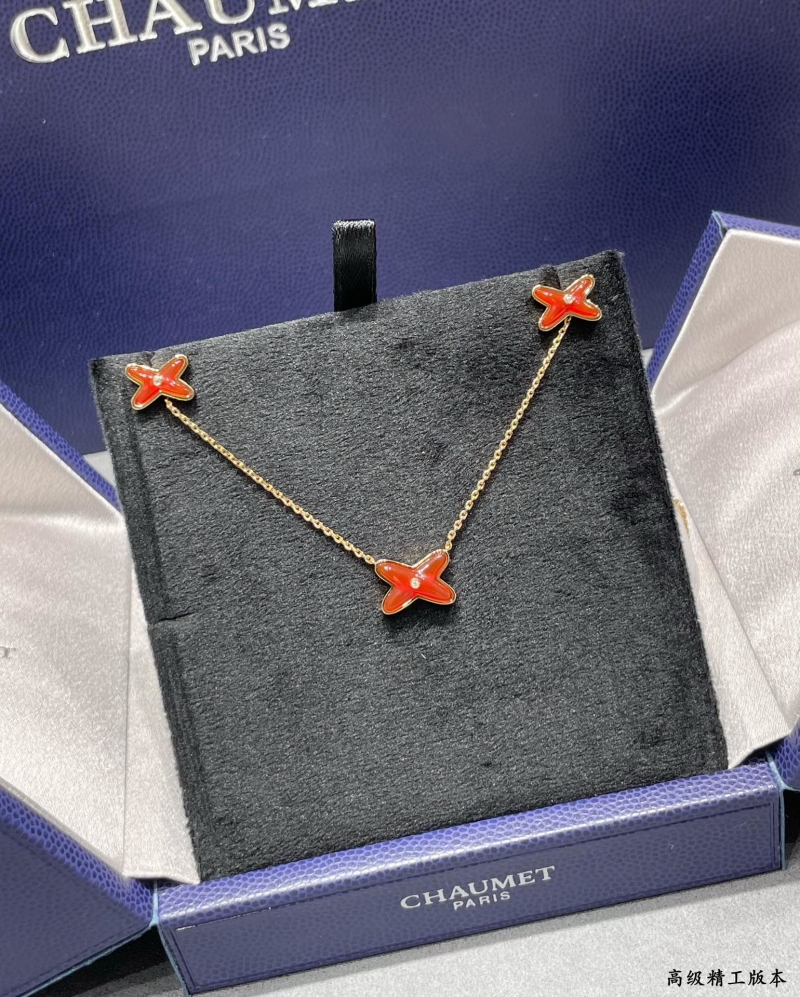CHAUMET